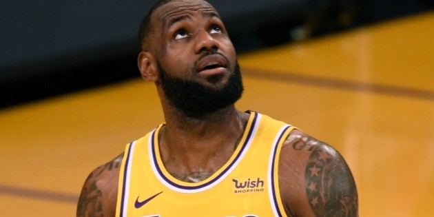 NBA LeBron James and the triple sentence is a sign of Lakers vs Rockets [Video]