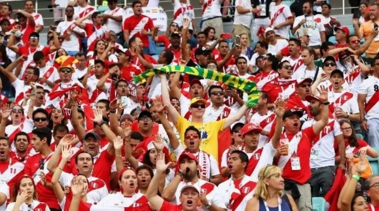 Más de 50 mil peruanos hicieron hasta lo imposible por estar 
    en el Mundial de Rusia. Fuente: Getty Images