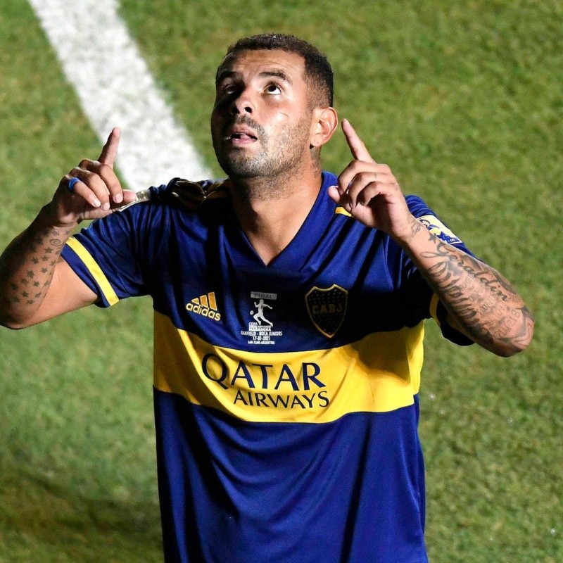 El mensaje que Riquelme le habría mandado a Cardona antes del partido con Banfield