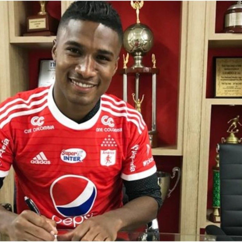 América de Cali se arrepintió y ahora intentará retener a Héctor Quiñones