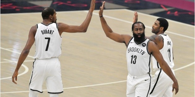 NBA |  WATCH VIDEO of Brooklyn Nets debut of Kyrie Irving, Kevin Durant and James Harden together against Cleveland Cavaliers