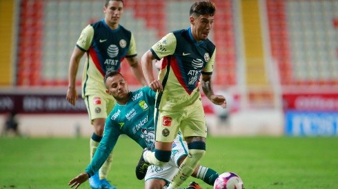 Sergio Díaz no juega con Santiago Solari.