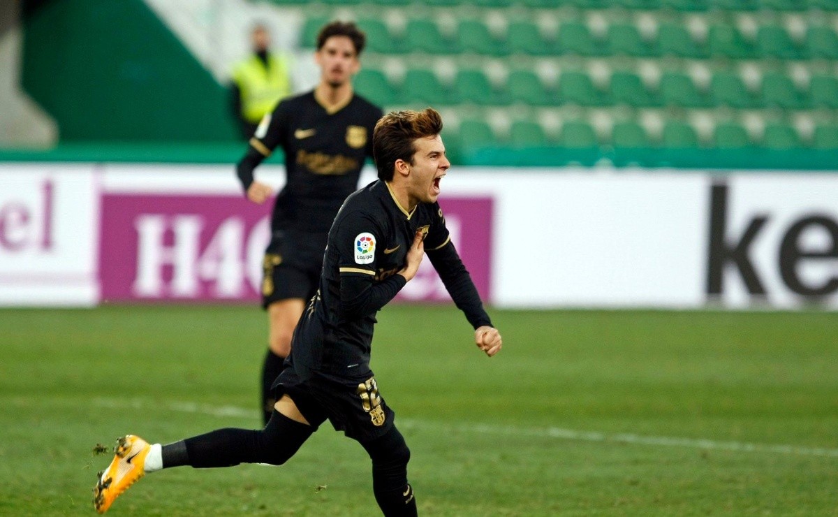 La Liga El Primer Gol Oficial De Riqui Puig Con La Camiseta Del ...