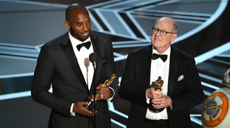 Kobe during his Oscar speech. (Getty)