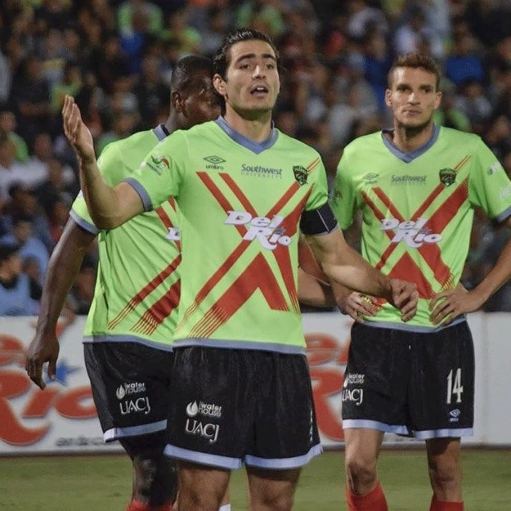 25 cosas que no sabías de: Antonio Briseño en Liga MX con Chivas de  Guadalajara