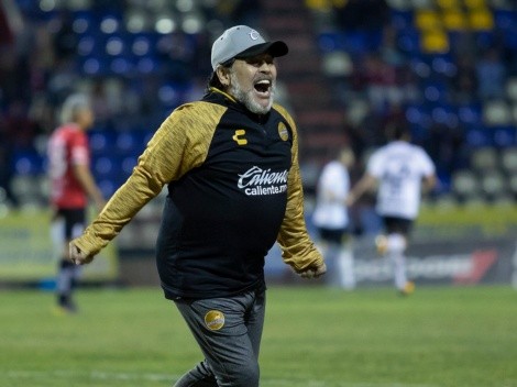 Emotivo homenaje de Dorados a Diego Armando Maradona