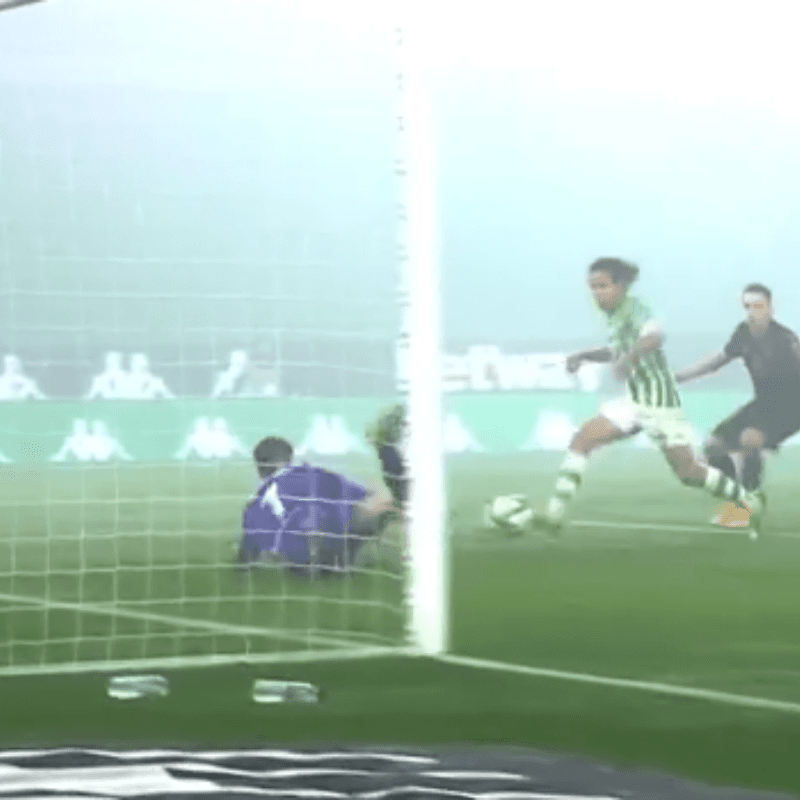 VIDEO: la falla de Diego Lainez por Copa del Rey