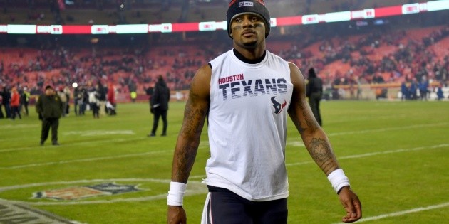 NFL: Deshaun Watson borra all reference to Houston Texans in social media