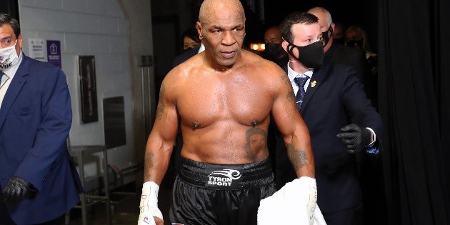 Mike Tyson warned Anthony Joshua of the risk of facing Fury