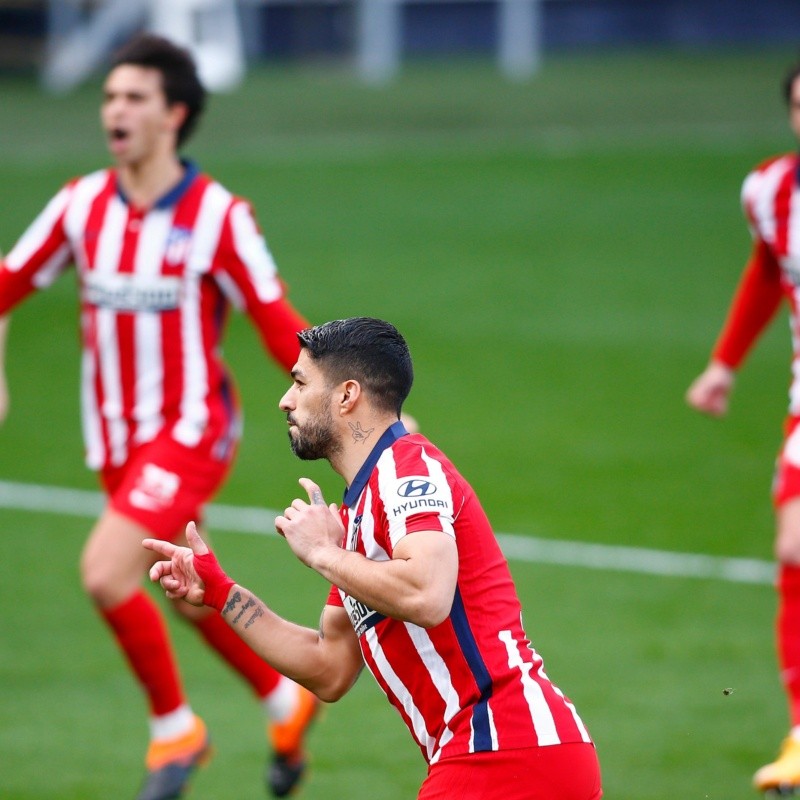 Suárez brilló, metió dos goles y Atlético Madrid  sigue bien arriba en LaLiga