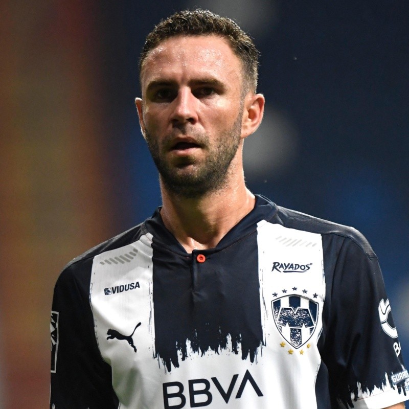 Afición de Rayados apuntó contra Miguel Layún por su flojo partido ante Puebla