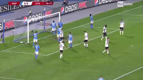 Ospina salvó al Napoli de un golazo de Luis Fernando Muriel