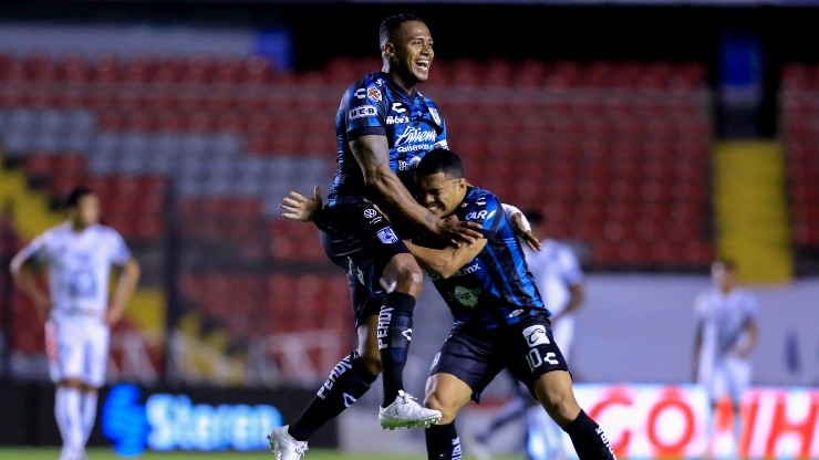 Antonio Valencia y su primer gol en la Liga MX.