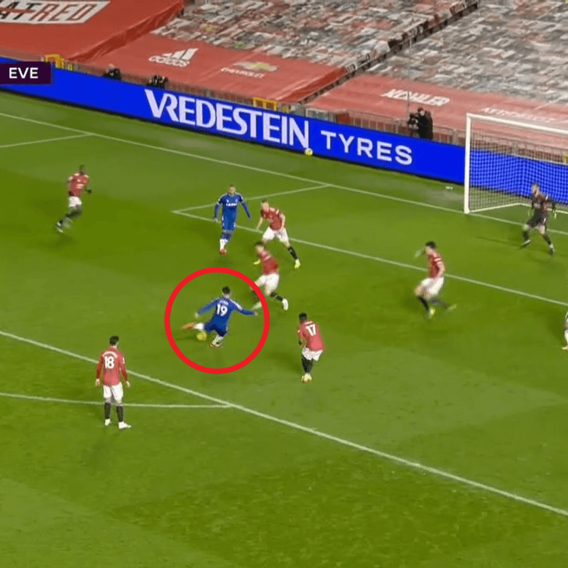 Control y latigazo: golazo de James para poner el 2-2 en el United vs. Everton