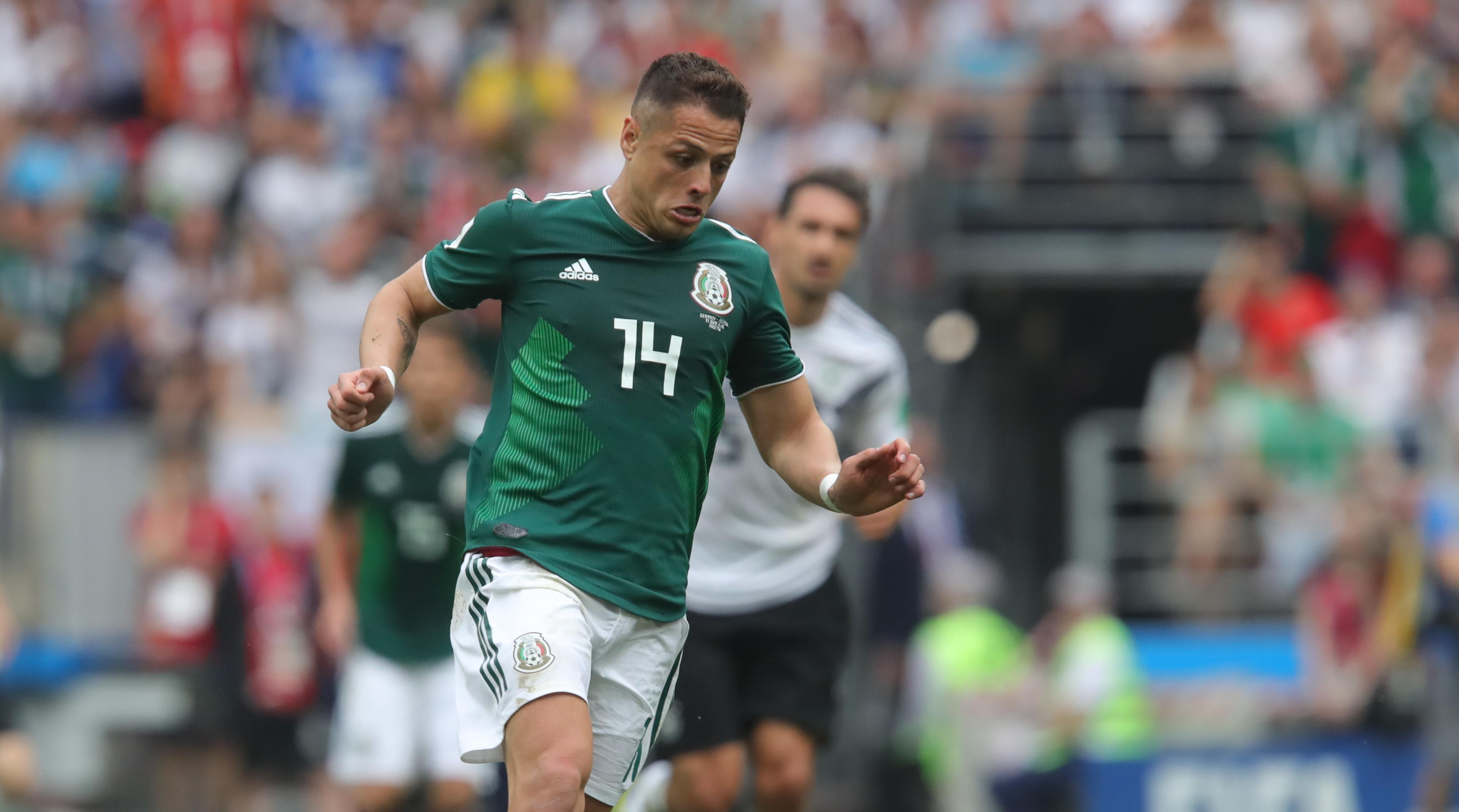 Chicharito Hernández desea estar en Qatar 2022.