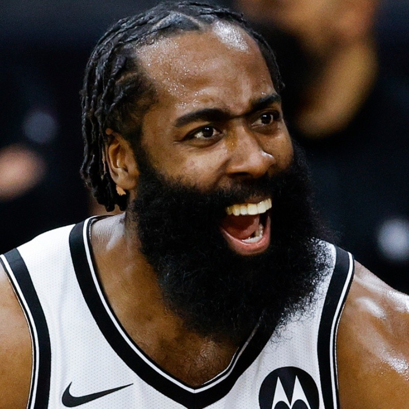 Lo que no se vio en Nets vs. Pistons: James Harden discutió con un compañero