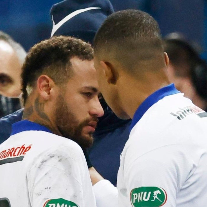 Neymar se fue lesionado con PSG a 6 días de jugar contra Barcelona