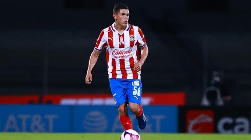 Torres debutó en 2019 con Chivas.