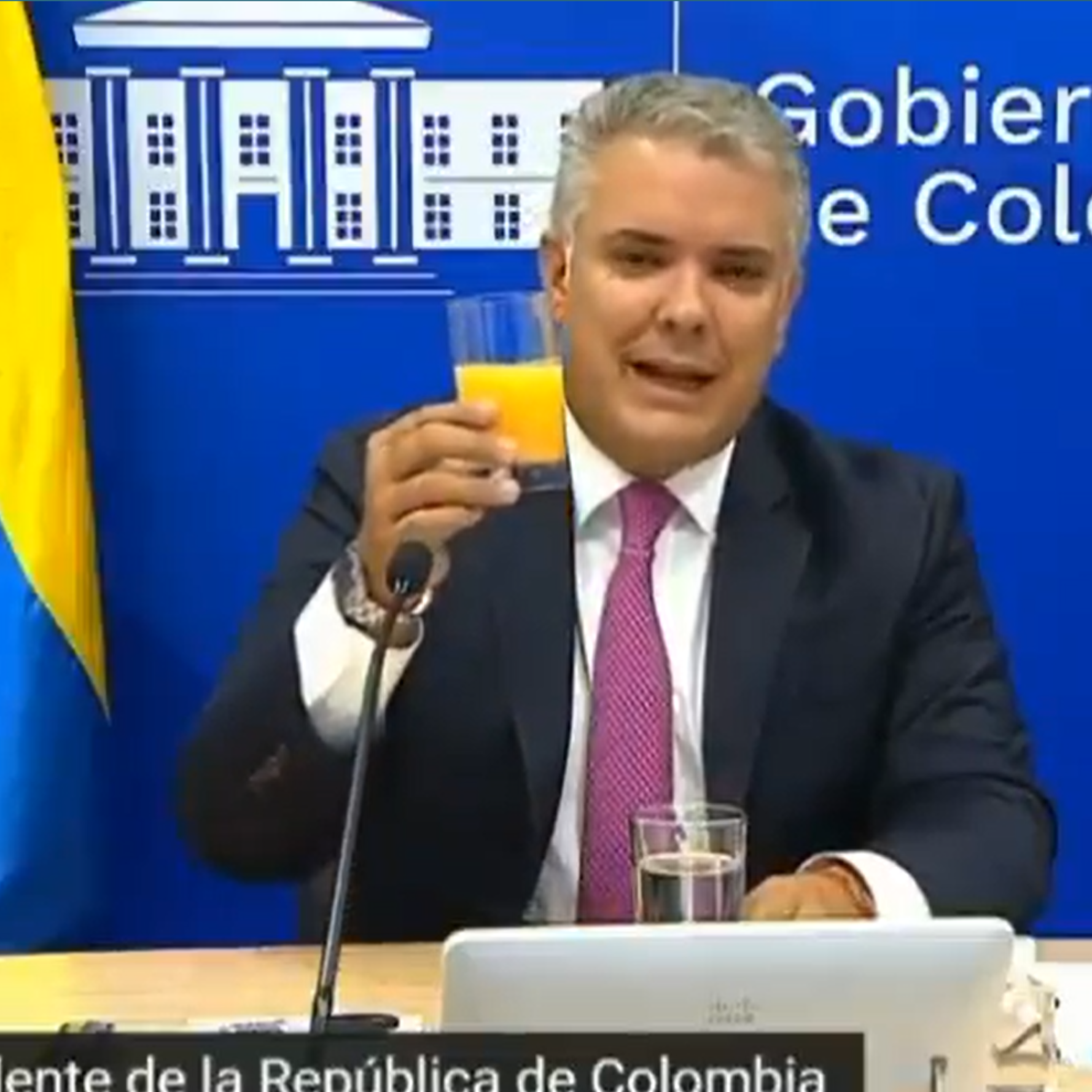 El Presidente Meme Lo Volvio A Hacer Hizo Una Metafora Con Un Jugo De Naranja Bolavip