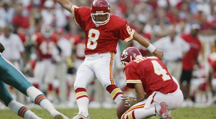 Morten Andersen of the Kansas City Chiefs kicks out against the Miami Dolphins. (Getty)