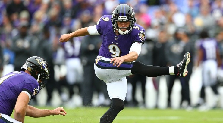 Justin Tucker of the Baltimore Ravens kicks a field goal against the Cincinnati Bengals. (Getty)