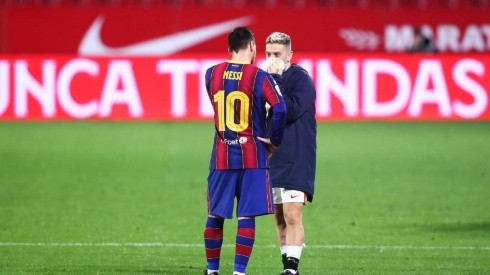 Papu Gómez contó qué le preguntó Messi tras Sevilla-Barcelona