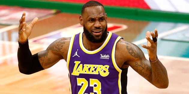 NBA hosted a LeBron James by a flop of the same name and Juego Lakers against Grizzlies