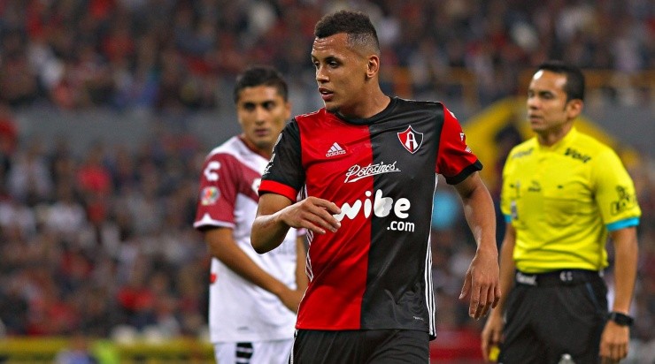 Guadalajara, Jalisco, 10 de enero de 2018. Ravel Morrison, durante el juego de la jornada 1 del torneo Clausura 2018 de la Copa Corona MX, entre los Rojinegros del Atlas y los Tiburones del Veracruz, celebrado en el estadio Jalisco. Foto: Imago7/Jorge Barajas