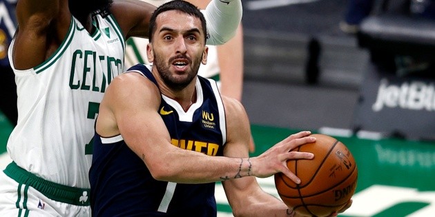 Denver Nuggets Vs.  Boston Celtics Facundo Campazzo heads for an NBA ball [Video]