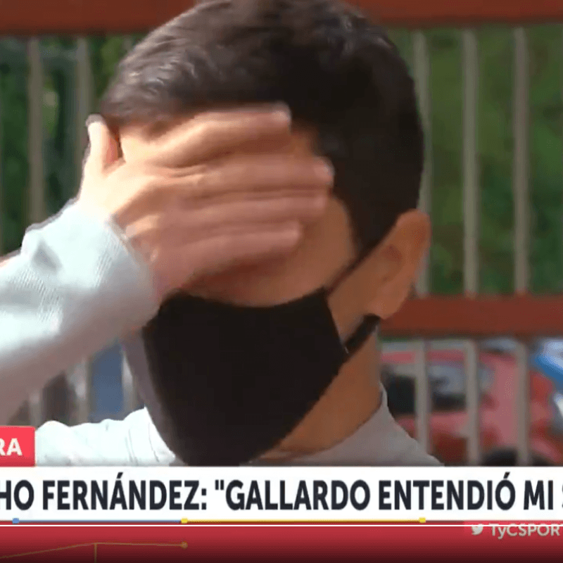 Nos partió el alma: Nacho Fernández se acordó de Maradona y rompió en llanto