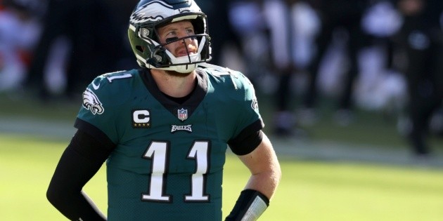 NFL: Carson Wentz leaves the Philadelphia Eagles and signs for the Indianapolis Colts