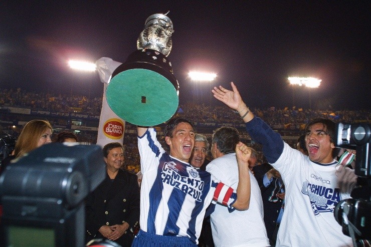 Pachuca campeón Invierno 2001