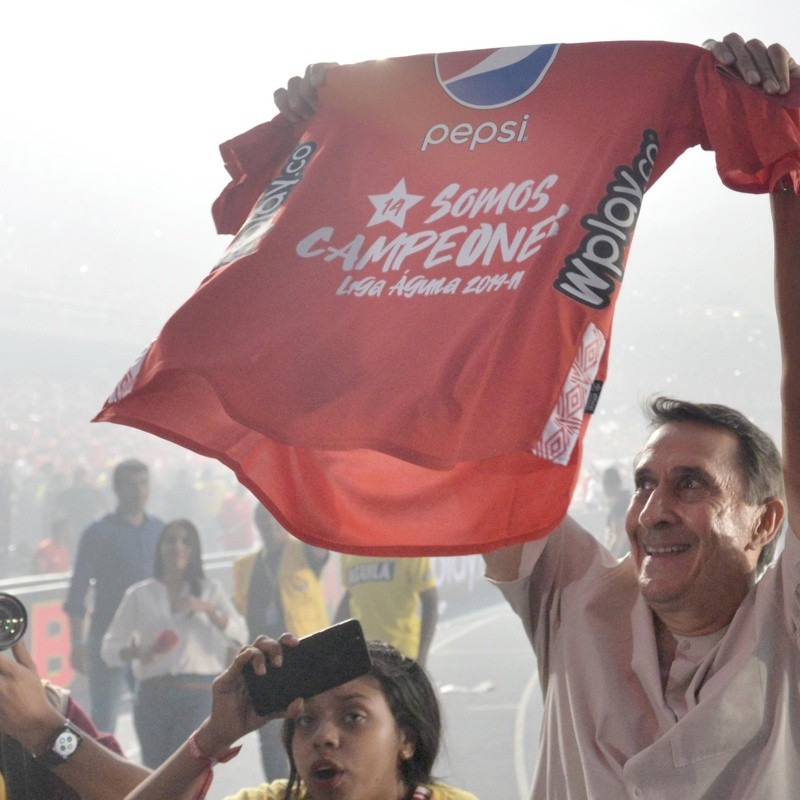 Hermoso: así fue el fraternal saludo entre los jugadores de América y Guimarães