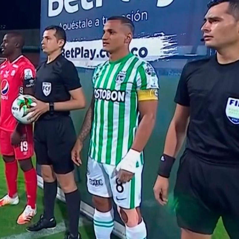 Así fue el lamentable arbitraje en el duelo Nacional vs. América