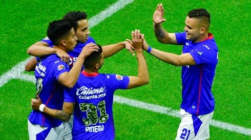 Cruz Azul se consagró como el nuevo líder del Guard1anes 2021 con los tres puntos menos al América.