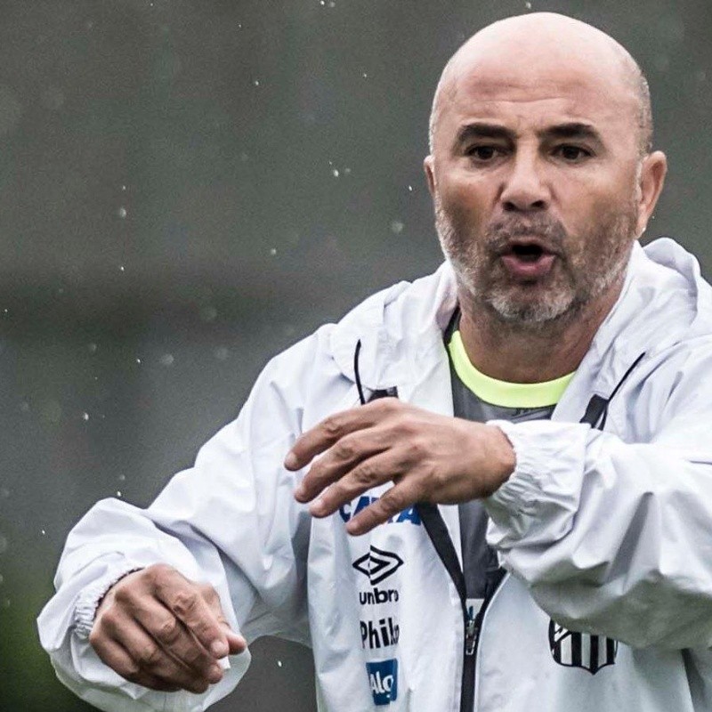 Sampaoli conversa com Holan e dá dicas ao treinador