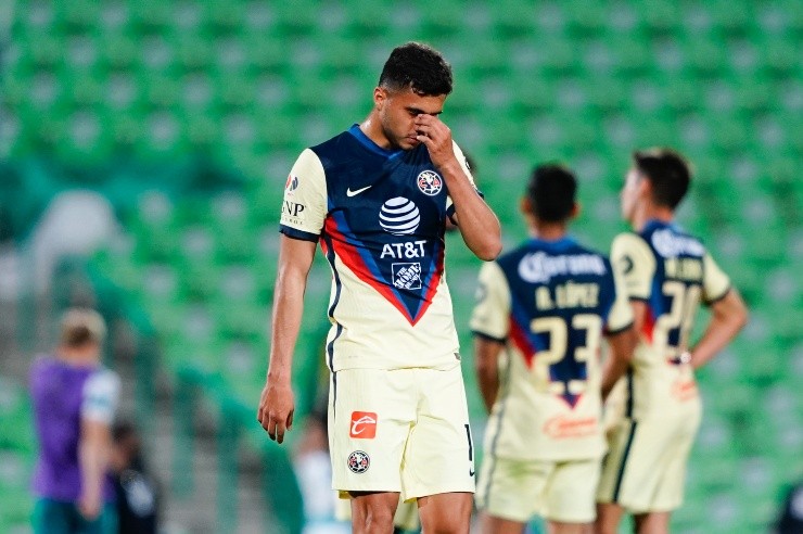 Alan Medina en América