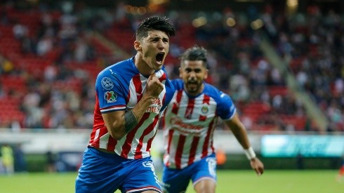 Pulido fue campeón de goleo con Chivas.