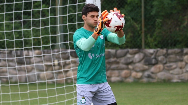 Gibrán Lajud será baja en Santos Laguna por lesión ósea