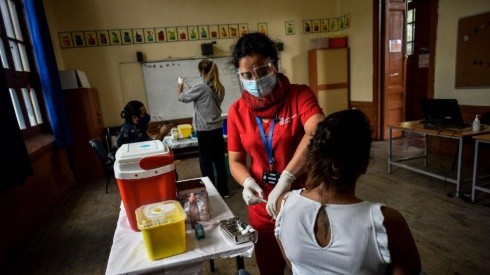Sigue el proceso de vacunación en Chile