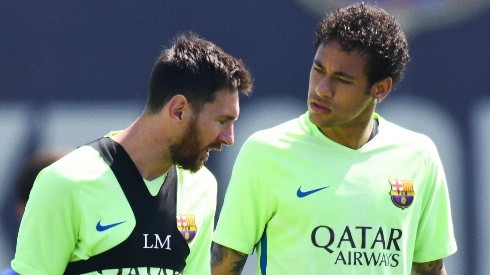 Lo confirman en Francia: Neymar llamó a Messi para convencerlo de ir al PSG