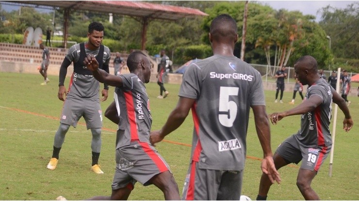 Los dos jugadores importantes que América de Cali tendrá de vuelta para el clásico