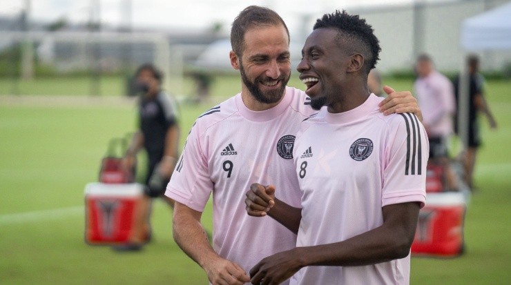 Gonzalo Higuaín and Blaise Matuidi