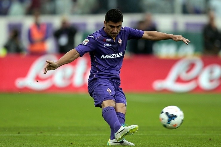David Pizarro con Fiorentina en Italia