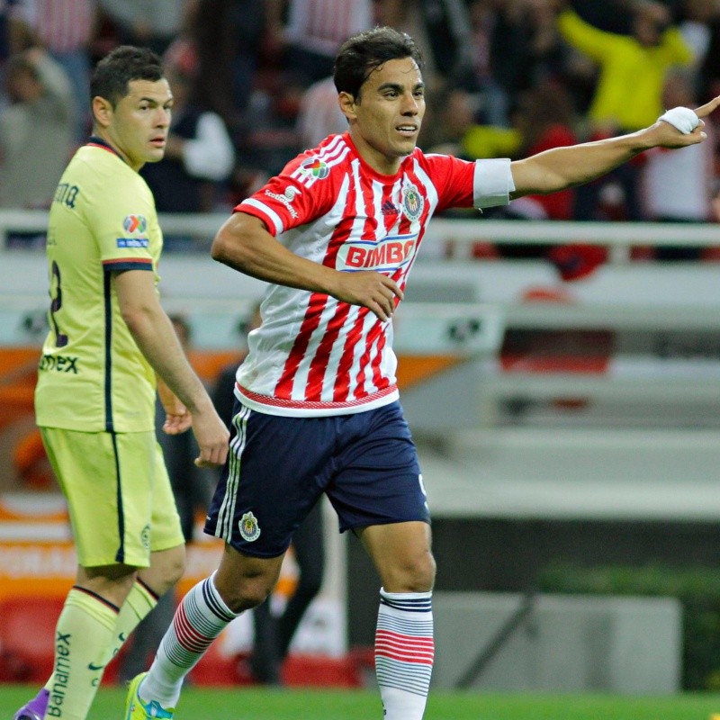 El trolleo de Omar Bravo al América y a Guillermo Ochoa