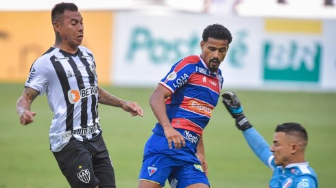 Eduardo Vargas vuelve al gol en el Campeonato Mineiro