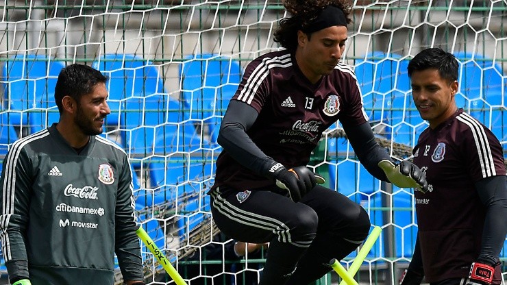 Guillermo Ochoa es el único portero que tiene su lugar seguro en la Selección mexicana.