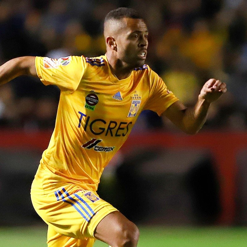 Tigres UANL rechazó la oferta de Gremio por Rafael Carioca