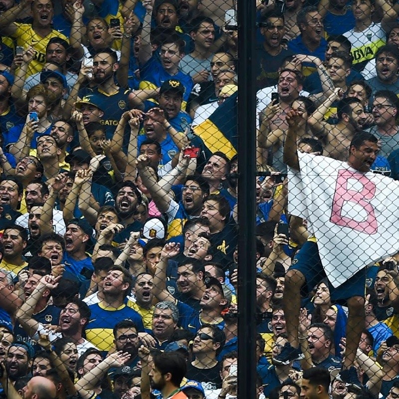 Muy picante: adidas sacó un buzo de Boca con el fantasma de la B