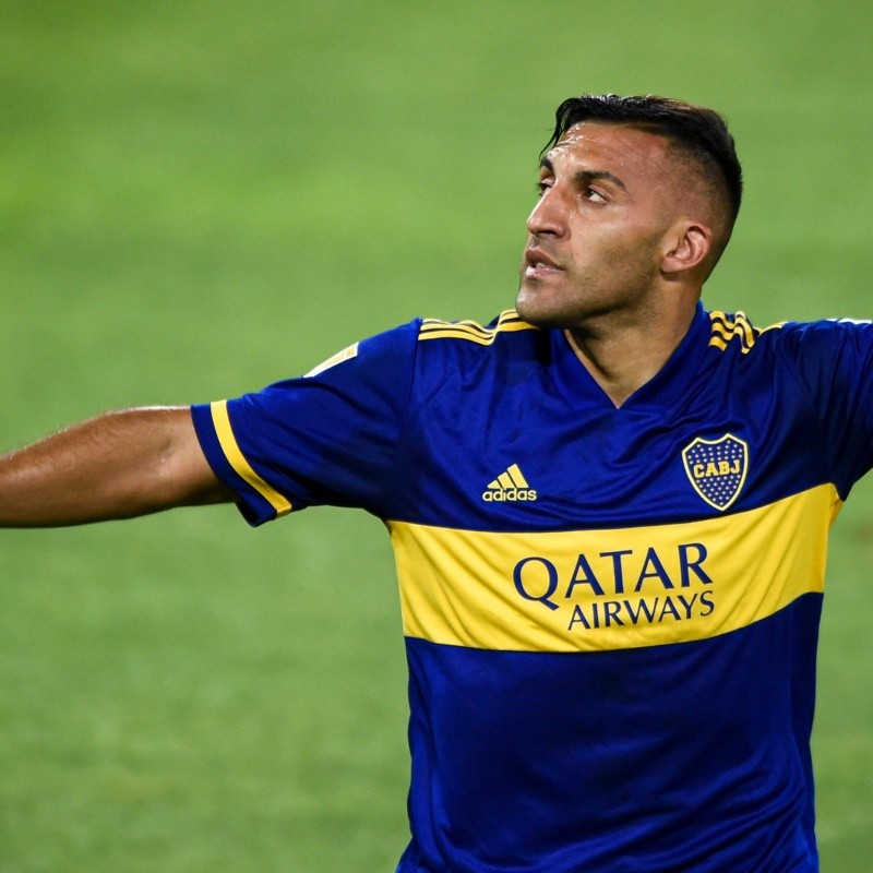 A Boca le habría llegado una oferta por Wanchope Ábila y se podría ir ya